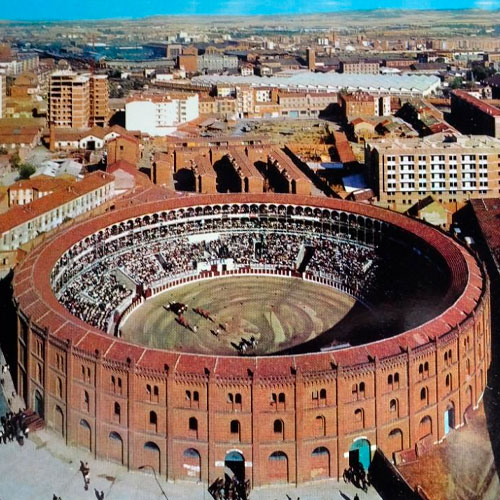 foto-plaza-toros-valladolid-2 foto-plaza-toros-valladolid-1