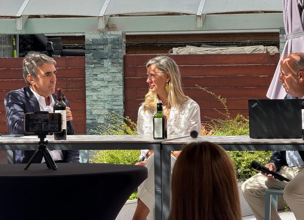 02-tertulias-alvaro-acevedo-ateneo-valladolid-2025