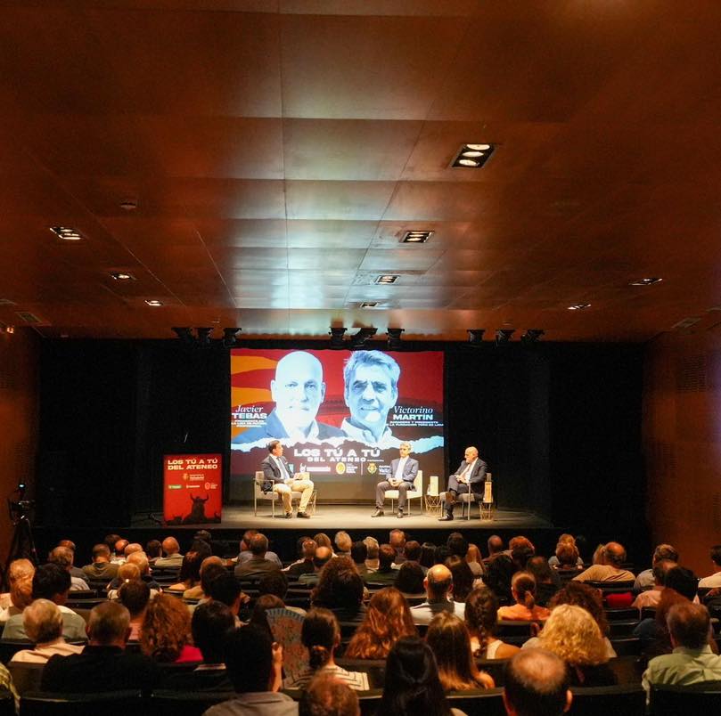 tuatu-ateneo-taurino-valladolid-tebas-victorin5