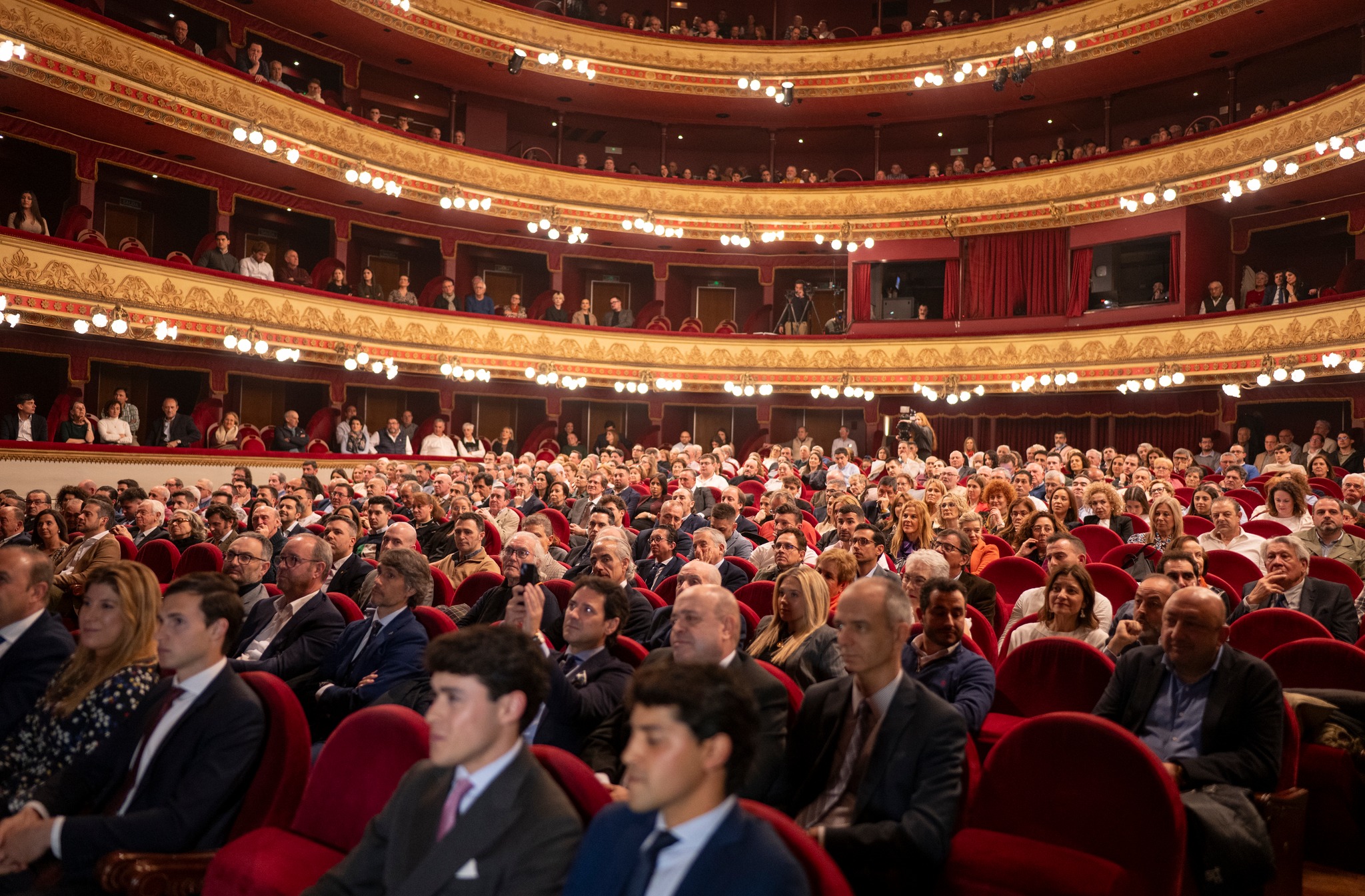 Gran gala de presentación de carteles